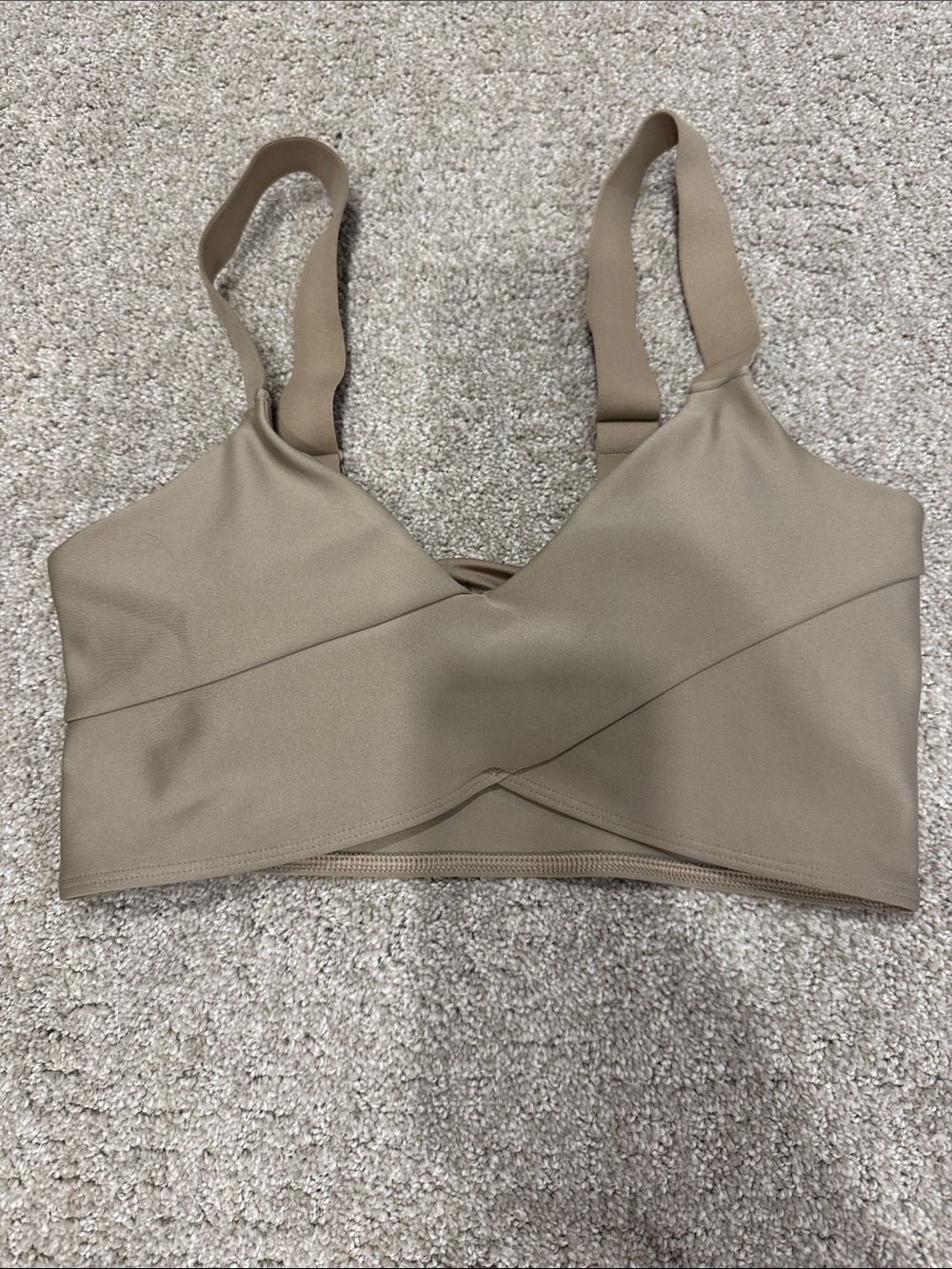 Alo sports bra